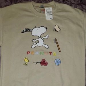 !! NEW !! Snoopy Crew Neck